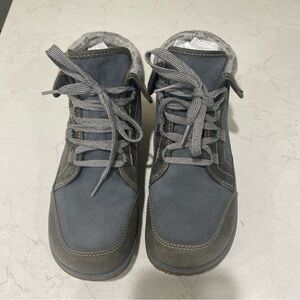 Chaco Gray Knit Lined Footwear